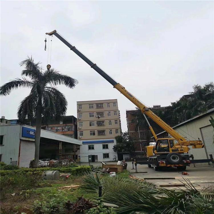 和县12吨吊车出租一天的收费标准是什么