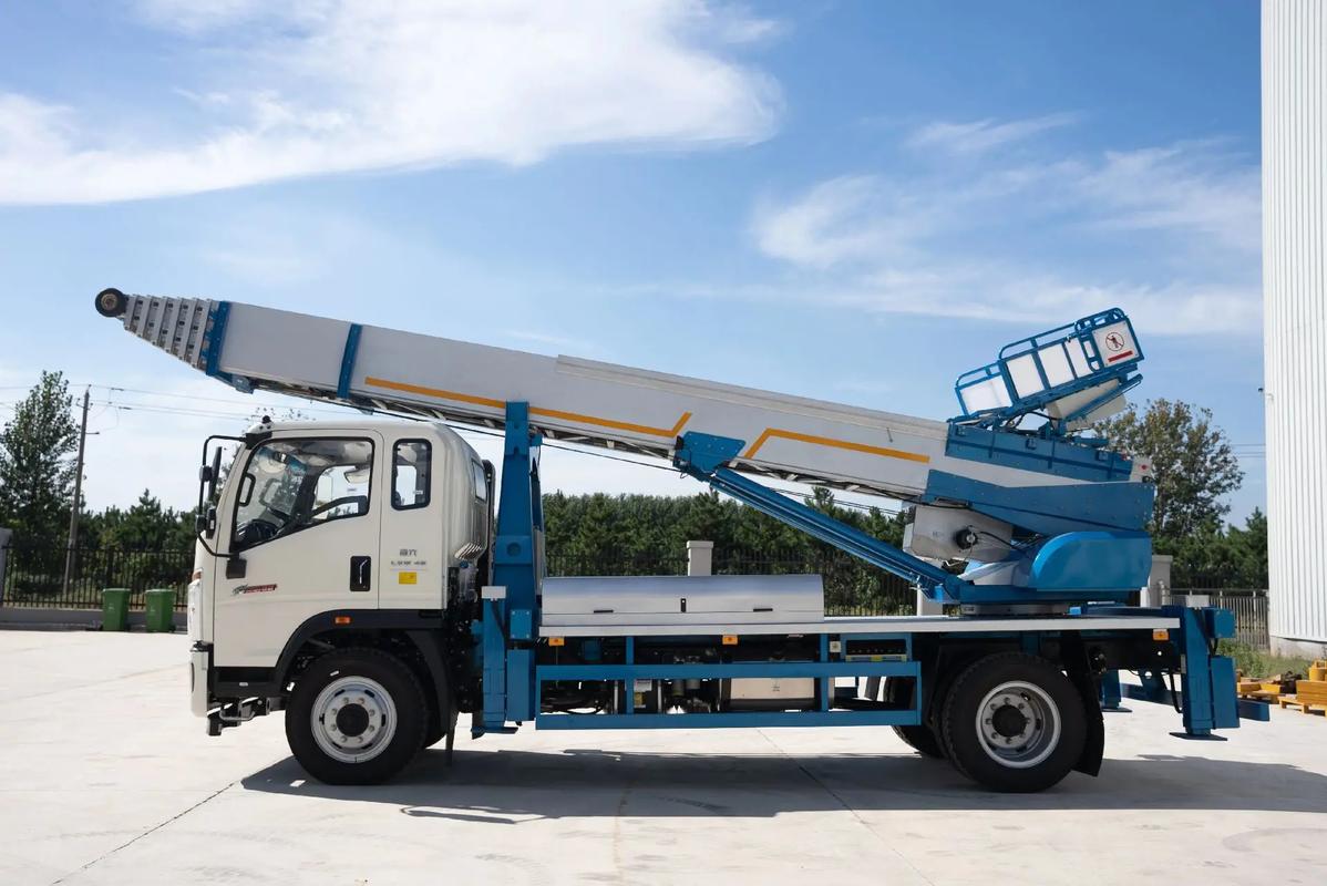 和县云梯上料车租赁费用